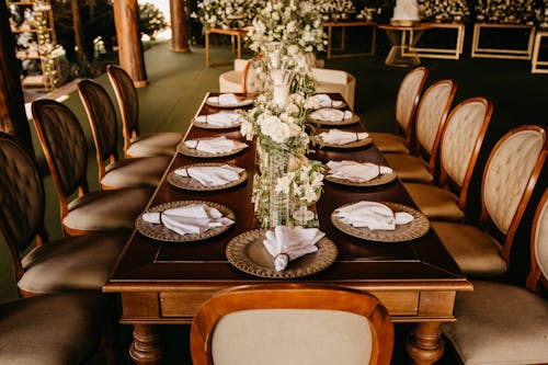 Free Elegant Table Setting at the Wedding Reception Stock Photo
