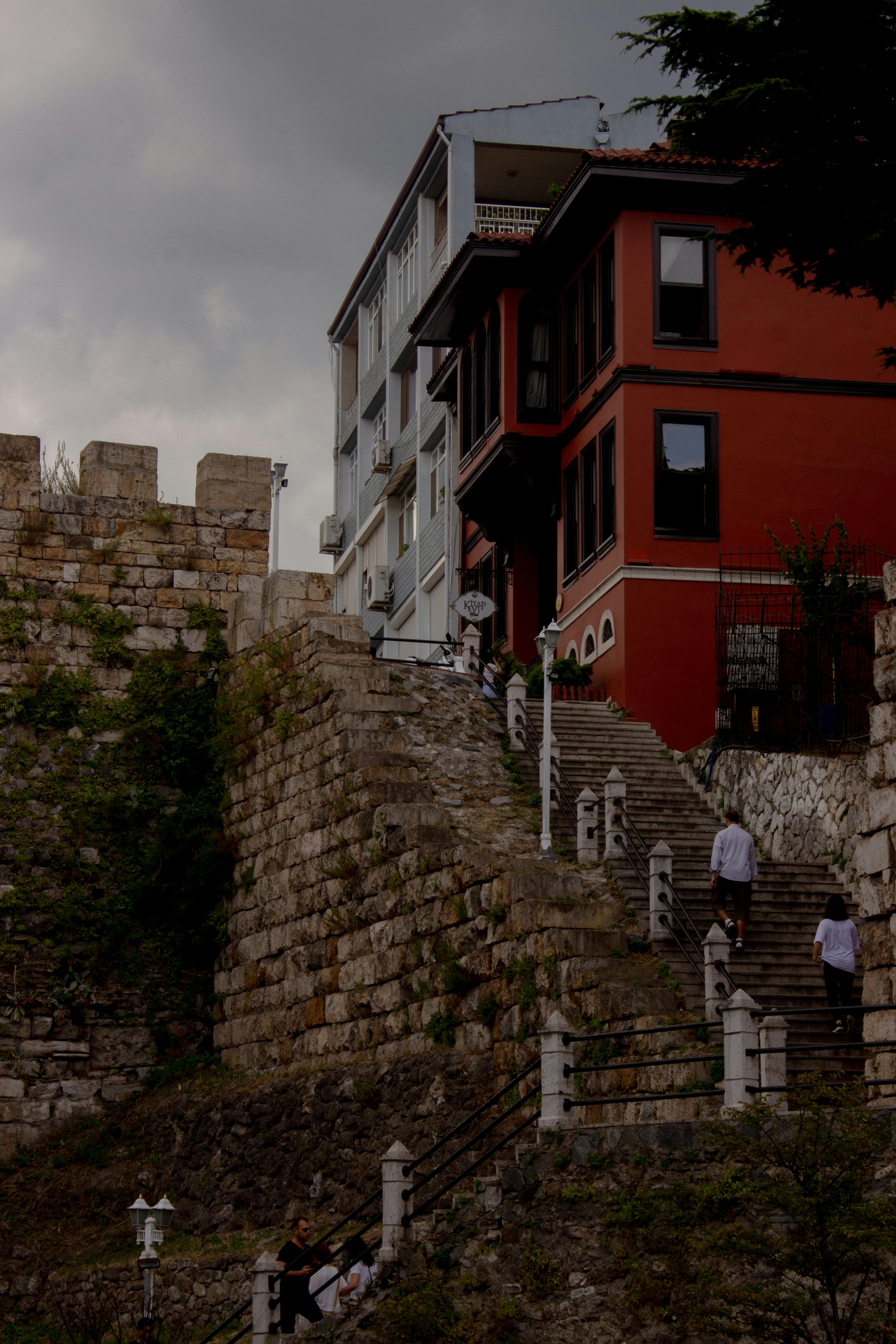 Photo by birkaybolushikayesi