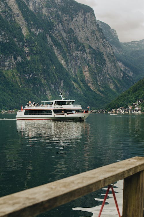 Gratis arkivbilde med alpene, brygge, fartøy