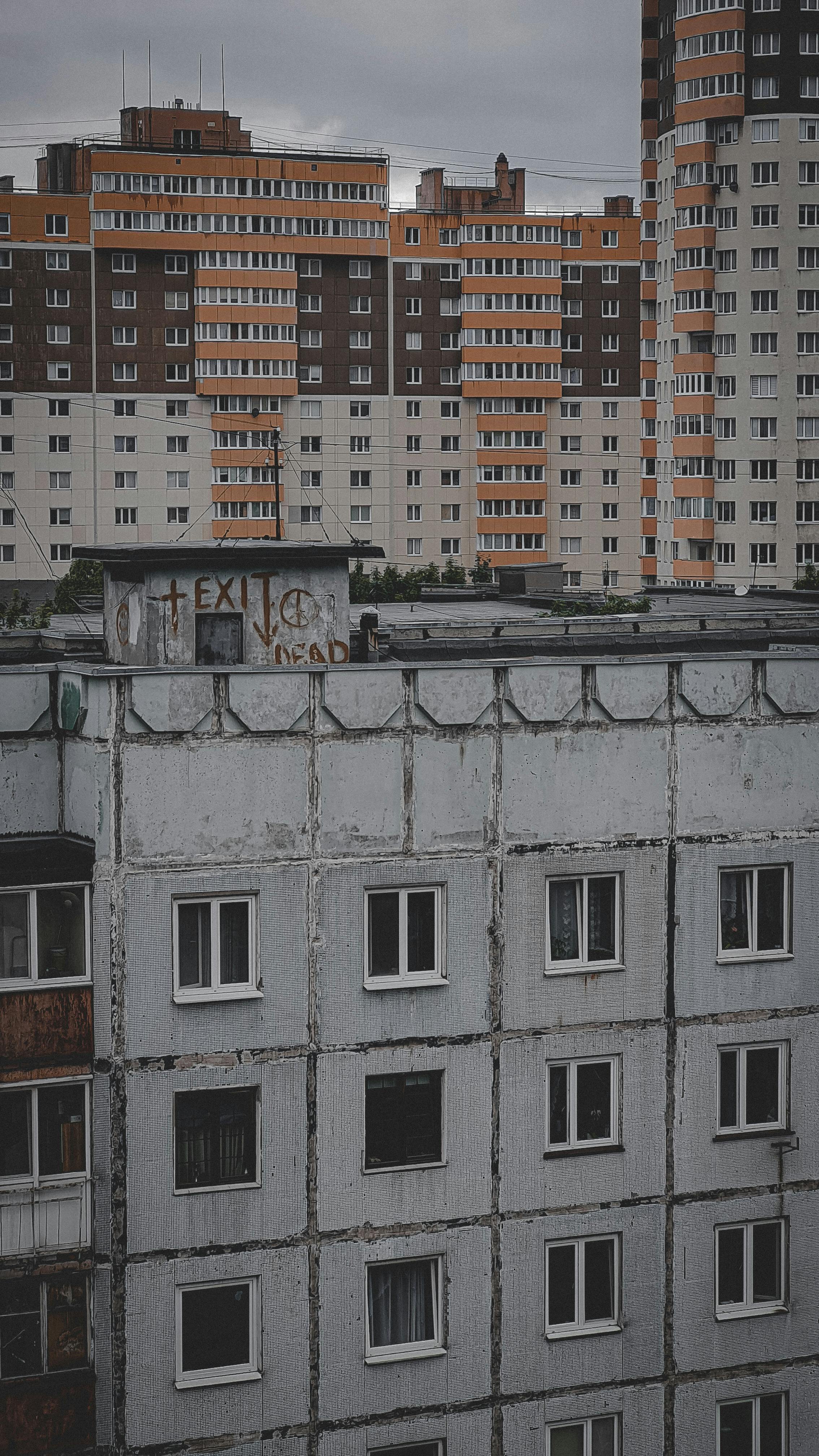 Photo by White Noiise