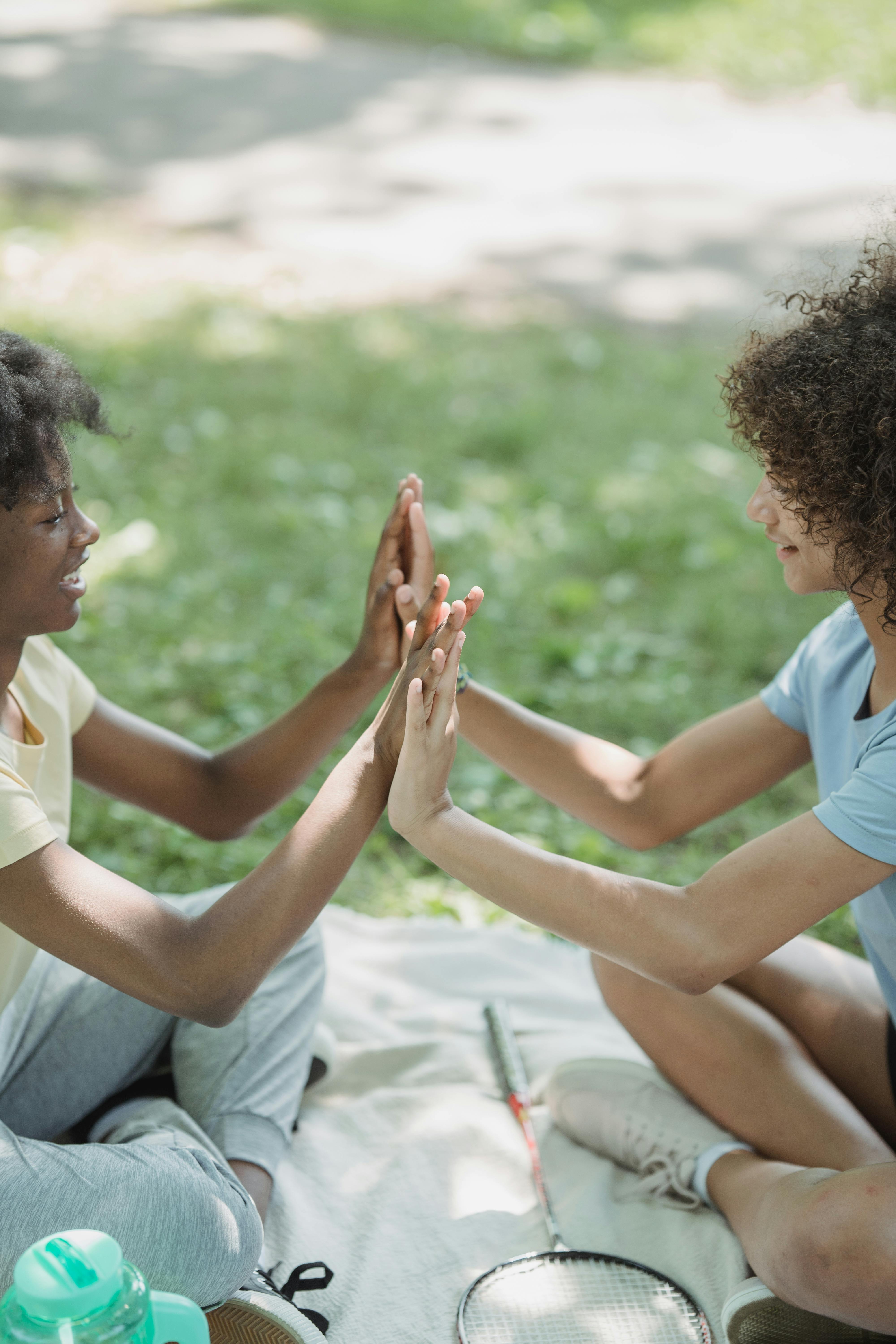 Ücretsiz bağdaş kurup, battaniye, battaniyeler içeren Ücretsiz stok fotoğraf Stok Fotoğraflar