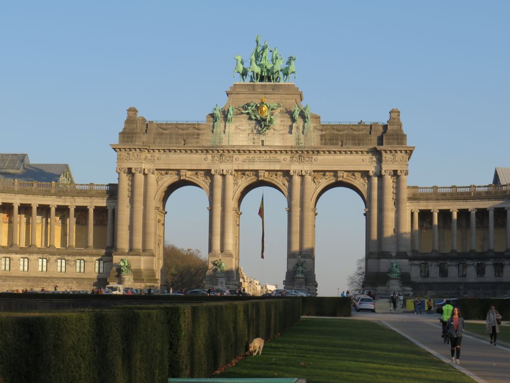 집 밖의, cinquantenaire 아치, 건축, 건축양식, 경치, 고고학, 공공 장소, 공원, 관광, 구조, 기념물, 기둥, 녹지, 도시 공원, 도시 풍경, 도시의, 돌, 랜드마크, 명소, 문화 유산, 문화적, 박물관, 벨기에, 벨기에 랜드마크, 브뤼셀,
