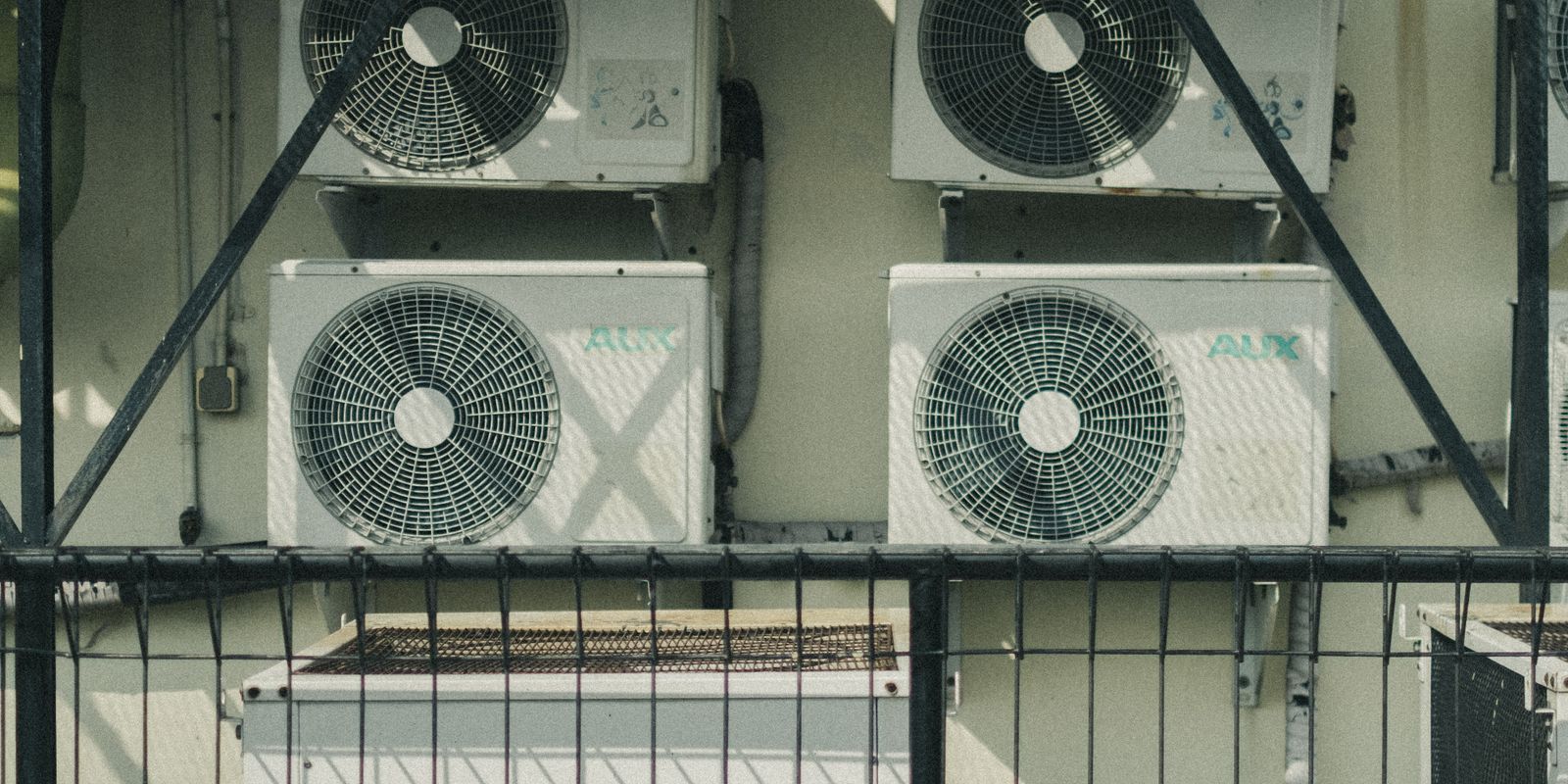 Servis AC Terbaik di Jakarta Timur 2026