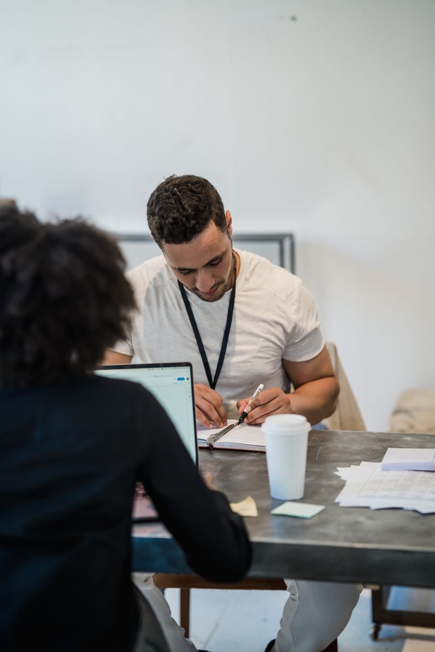 Manutenção de cadeira de escritório — manutenção cadeira