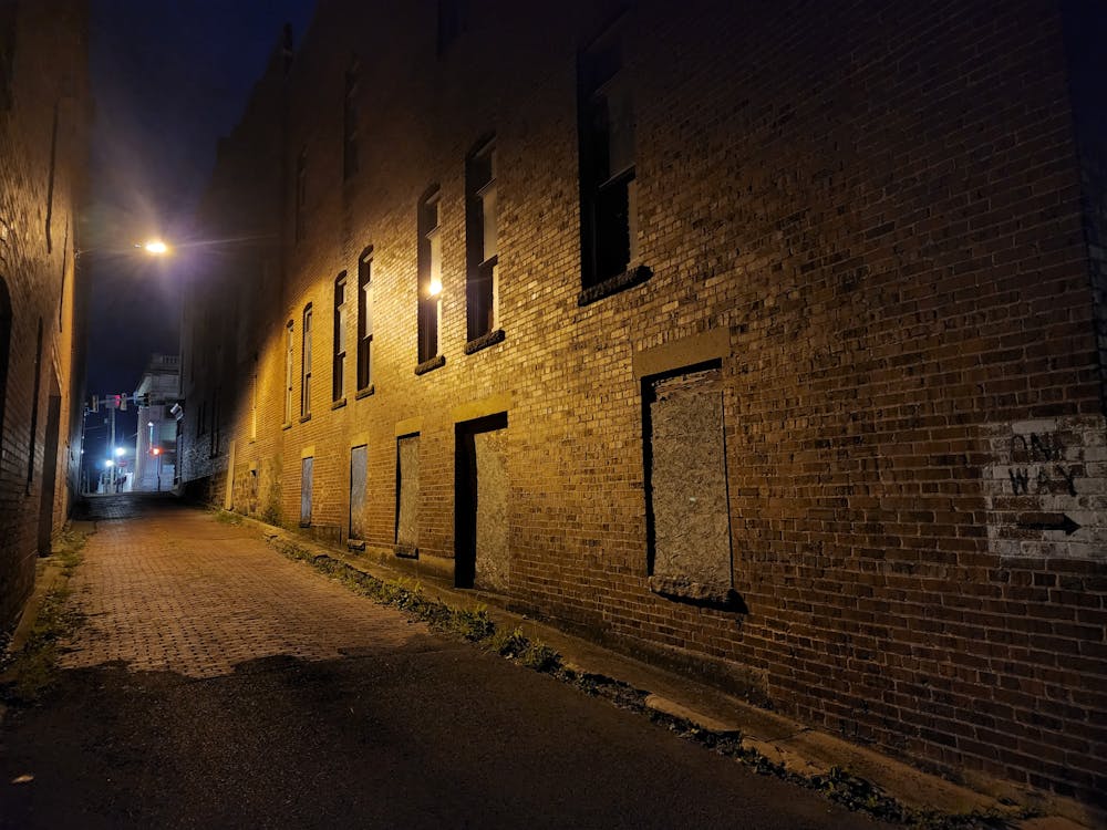Frostburg Alley at night