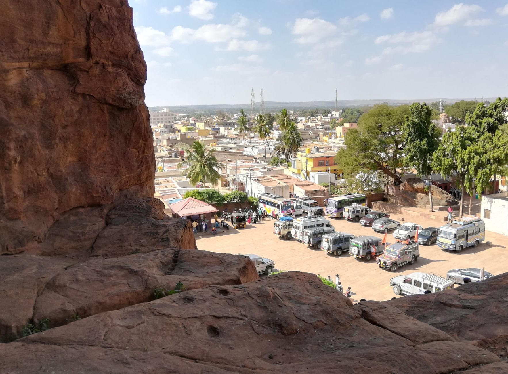 Best Homestays and Guesthouses in Badami