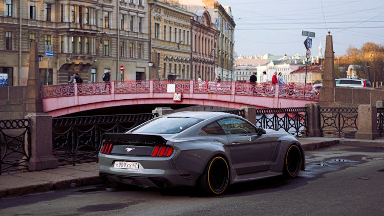 Gray Ford Mustang