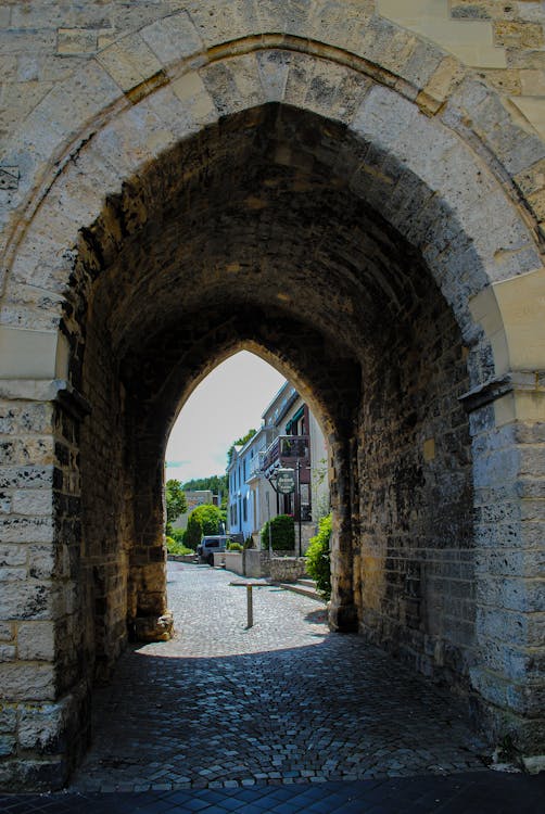 Tunnel in Building Wall 