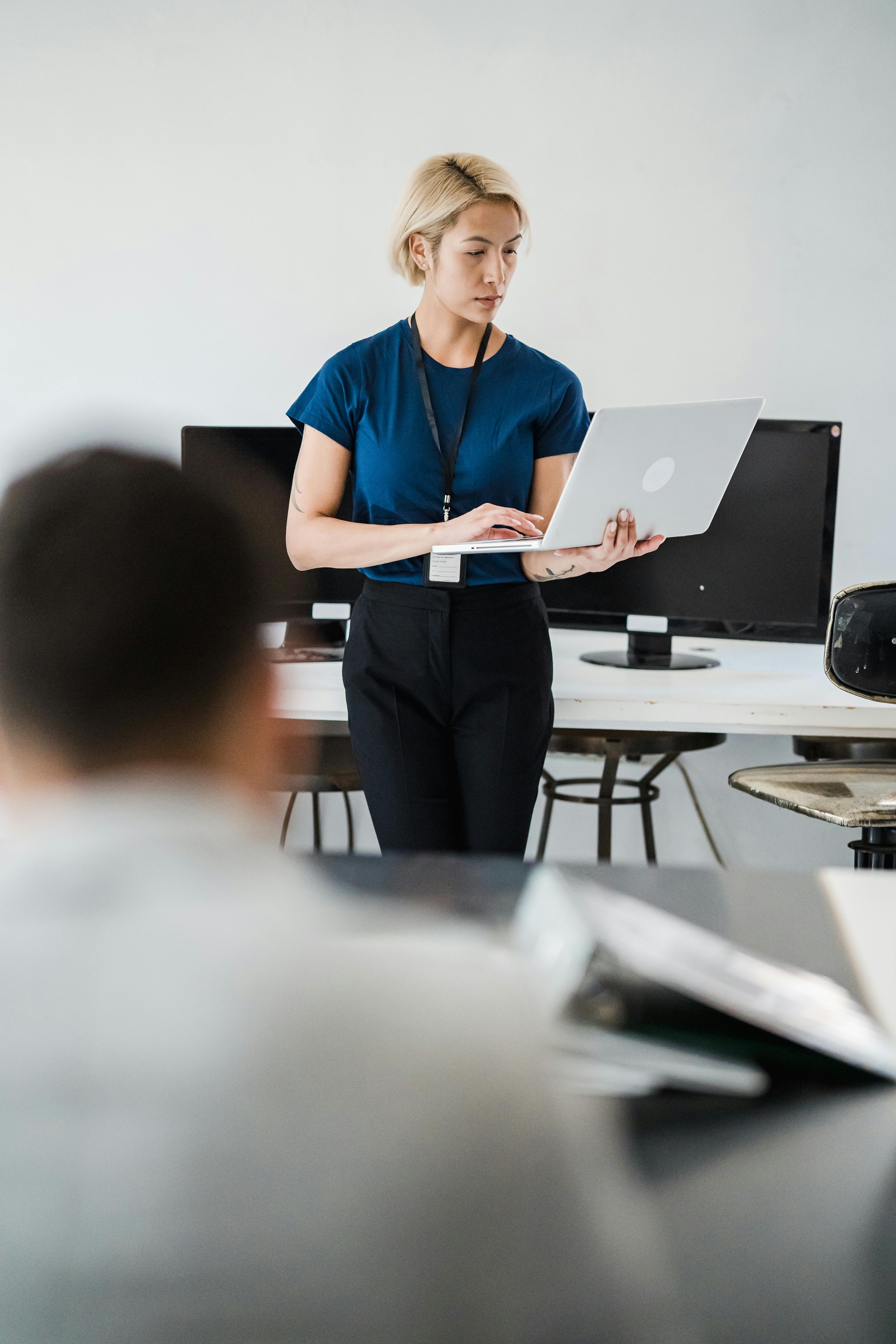 Cadeira de escritório Duoffice — espaço corporativo