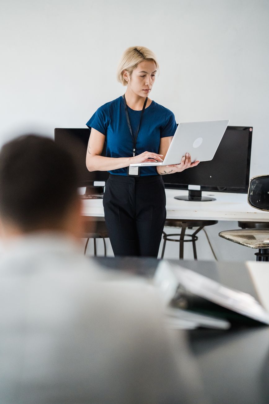 Cadeira de escritório Duoffice — espaço corporativo