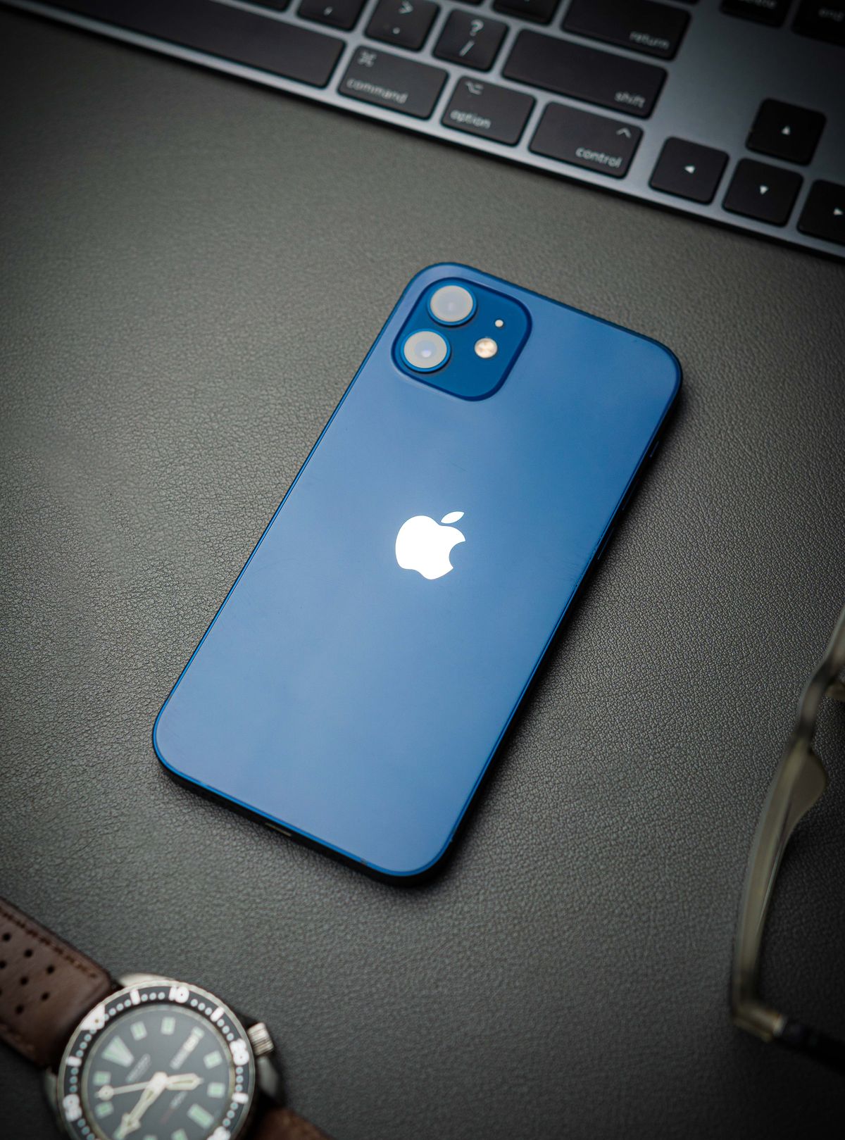 Backing up a phone before handing it in for repair