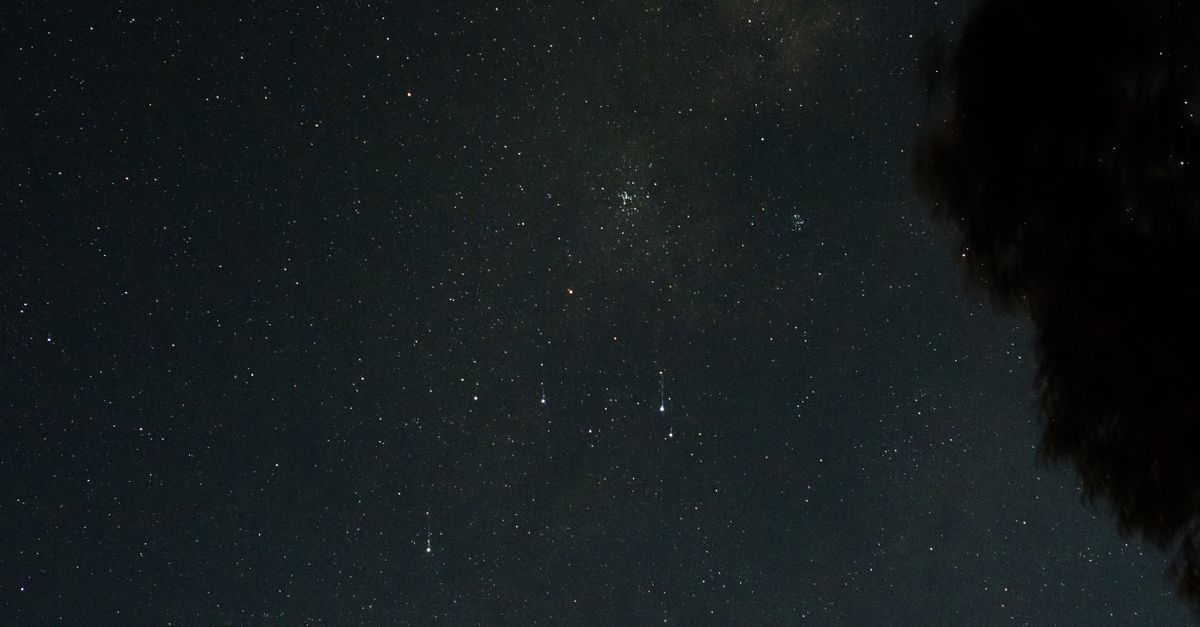 Orionids Peak Early Wednesday as Halley's Comet Debris Lights the Sky