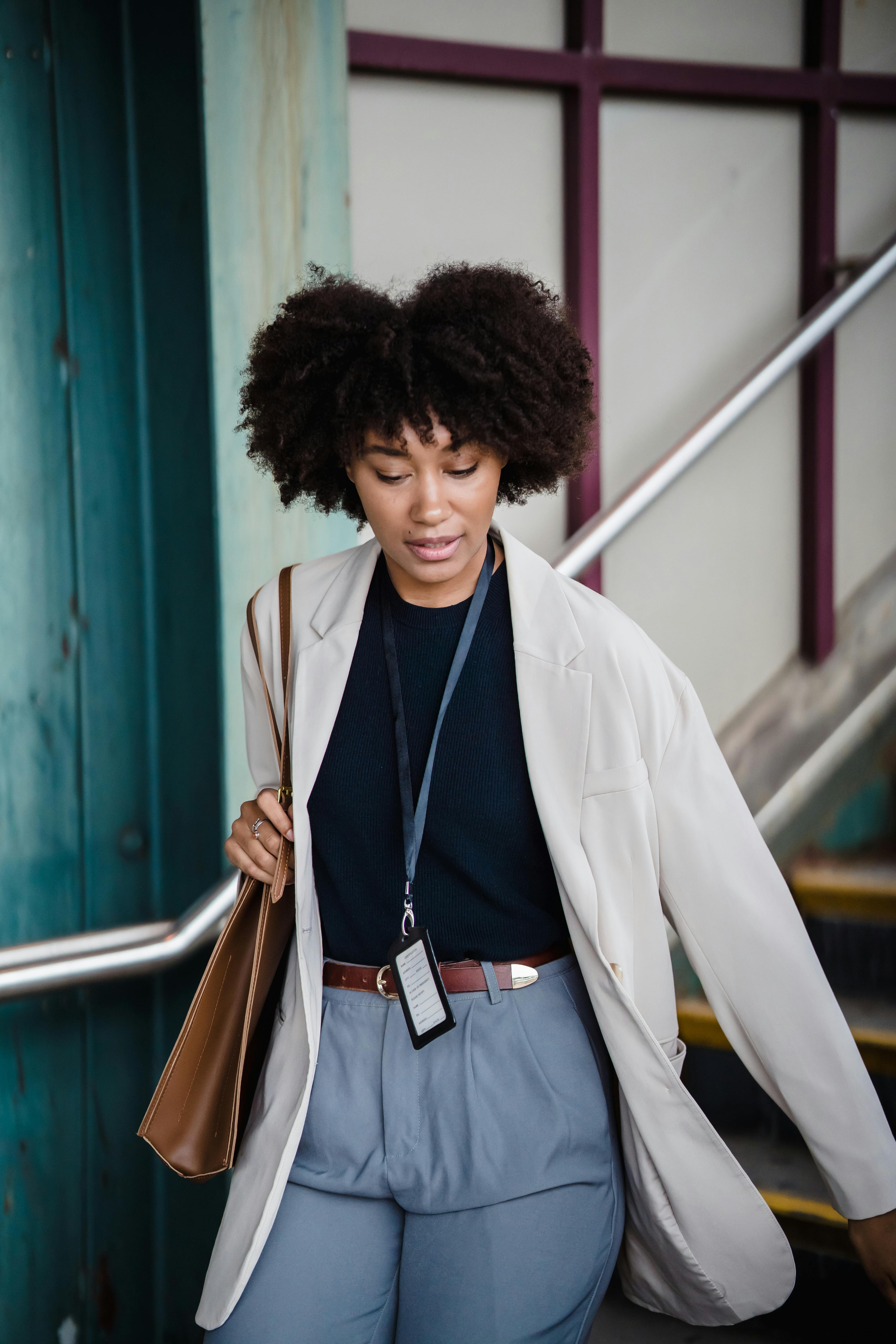 Employee ID Badge Service – 5 Key Factors