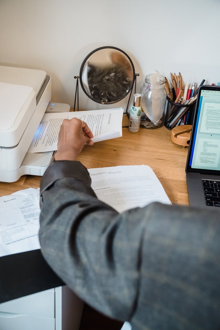 Printing Documents In Close Up