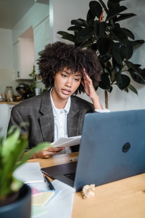 Immagine gratuita di afro, banco, casa