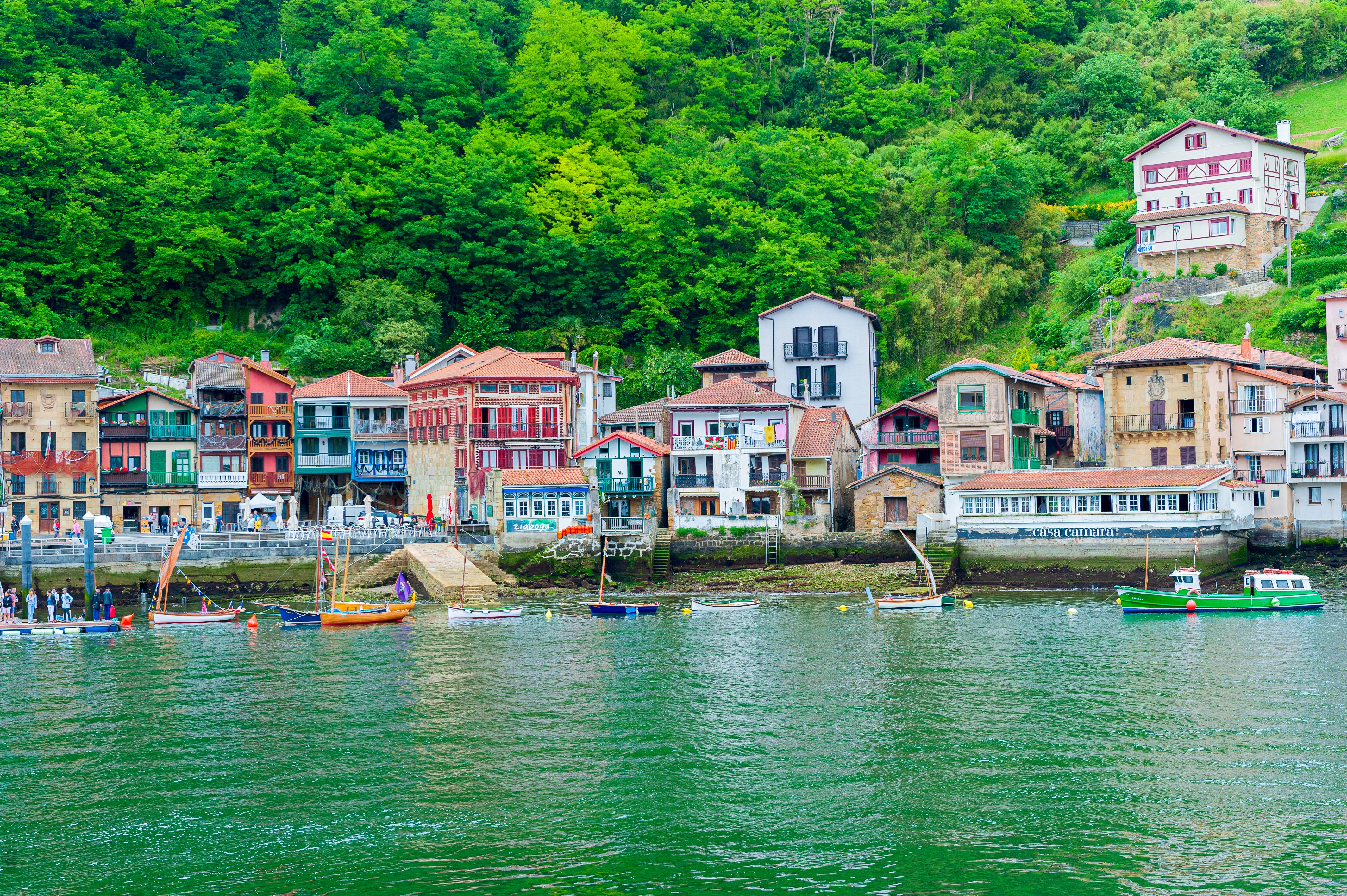 A View of a Coastal Town from the Ocean · Free Stock Photo