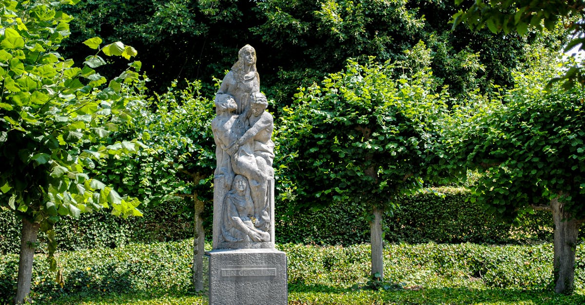 How much is 10 kg in stone and lbs