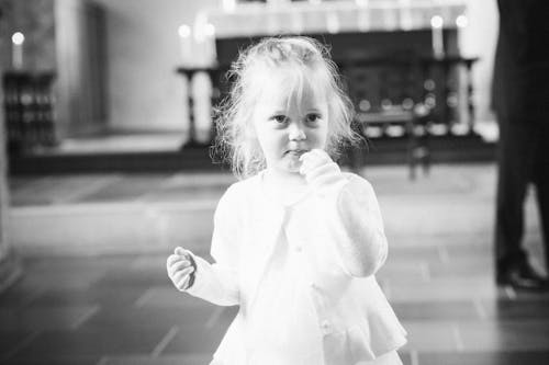Imagine de stoc gratuită din adorabil, alb-negru, copil