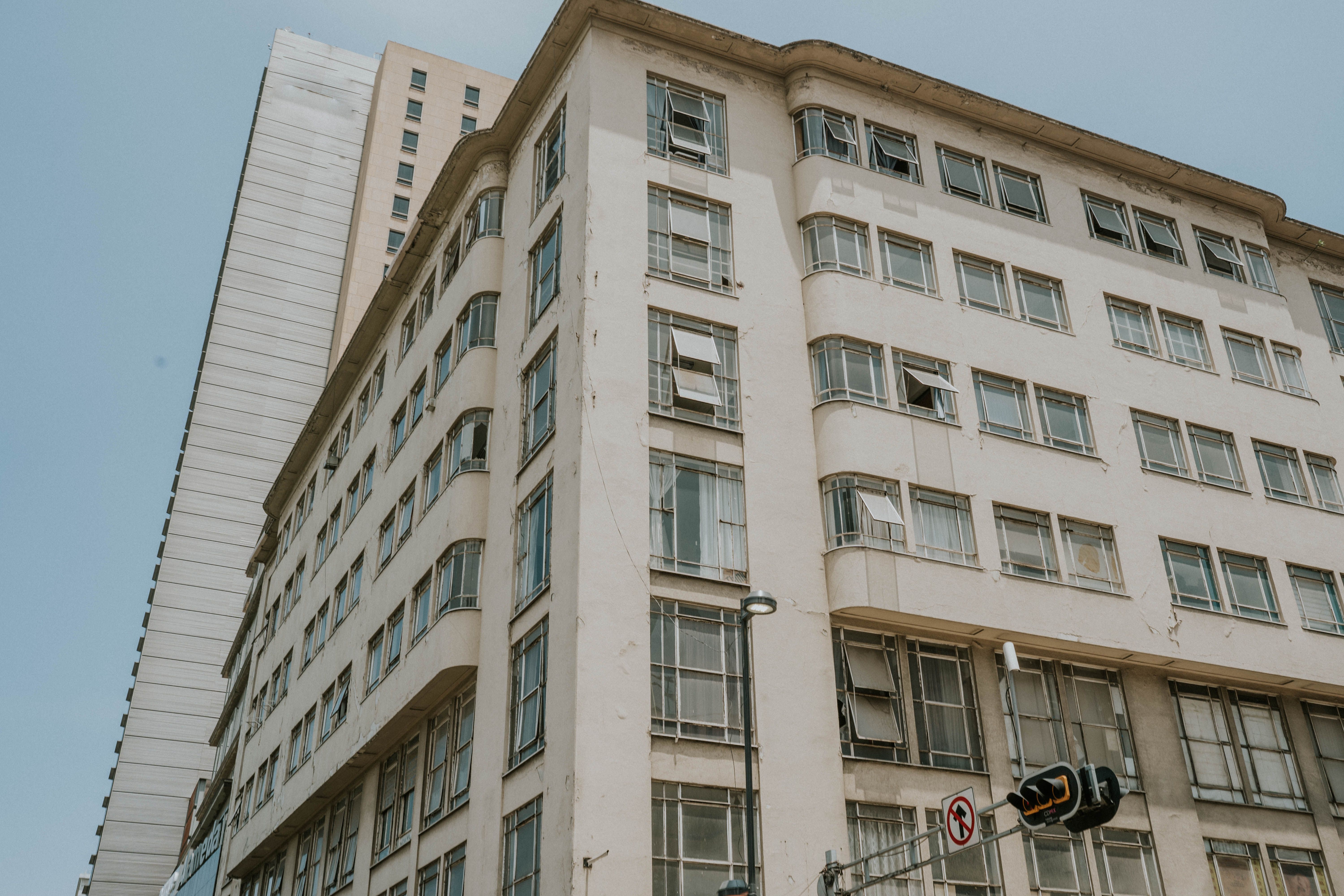 The 1913 stone Nairobi Gallery building at the corner of Kenyatta Avenue and Uhuru Highway