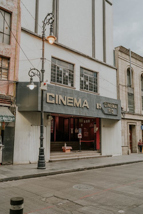 Photos gratuites de affichage, bâtiment, cinéma