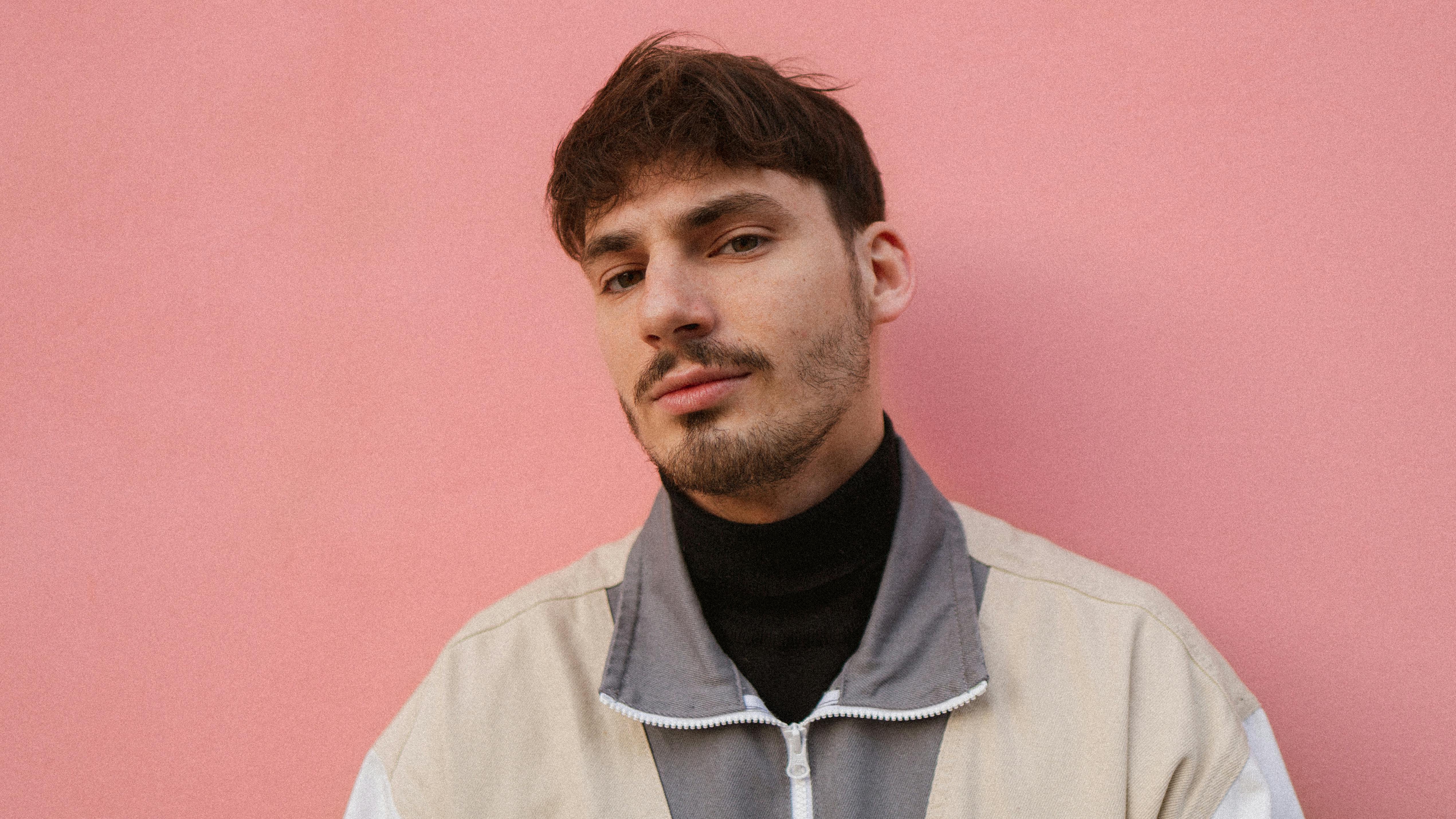 Nick DiGiovanni Drops Massive Kitchen Hacks Video - US Fans Are Obsessed — Photo by Artūras Kokorevas on Pexels