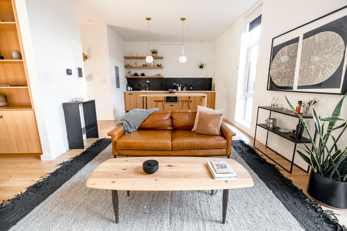 flat moves in Paddock Wood — Flat Moves in Paddock Wood — the working end of the job