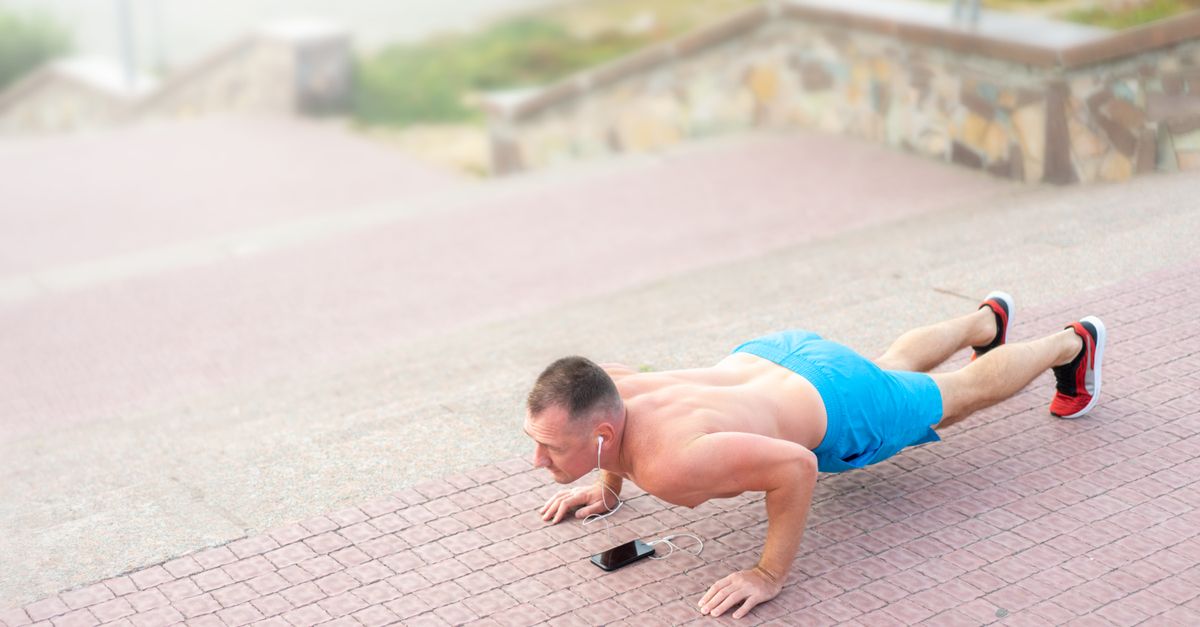 How To Create A Simple Full-Body Workout Plan For Beginners at Home