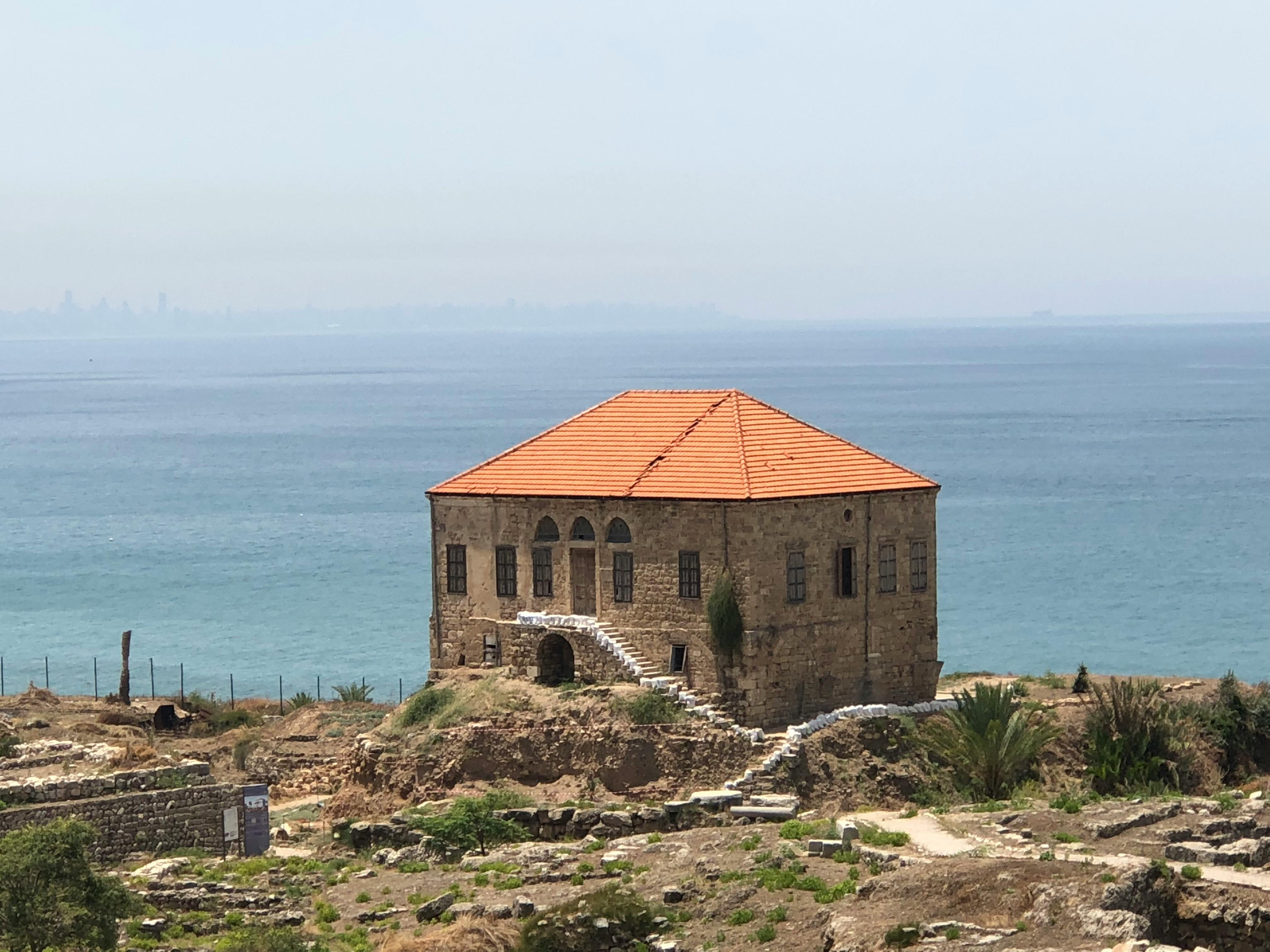 Kostenloses Foto Zum Thema Orange Haus