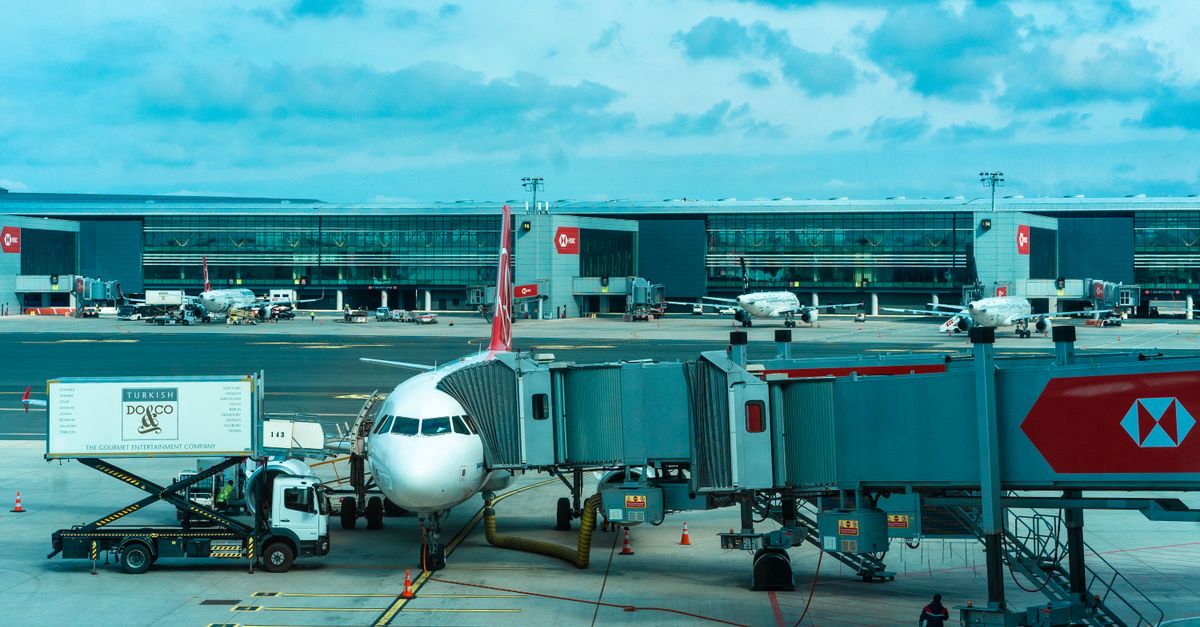 porto airport