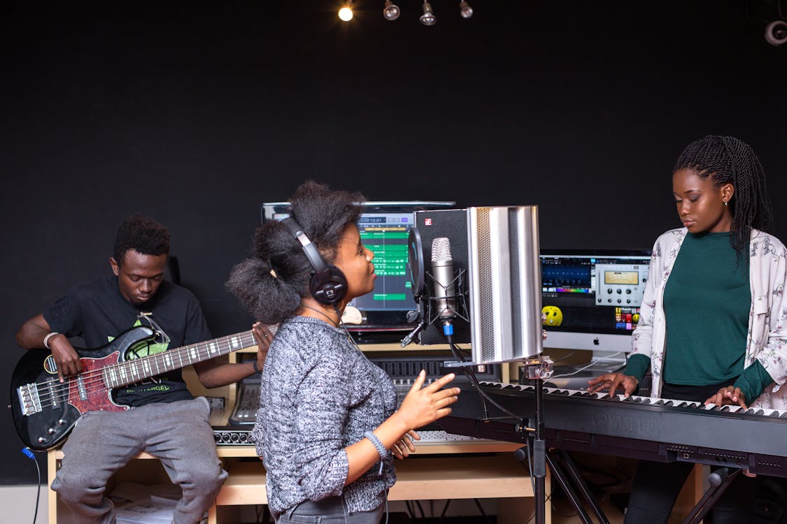 10 Ways to Instantly Make Your Music Sound More Professional 11 pexels photo 12941094