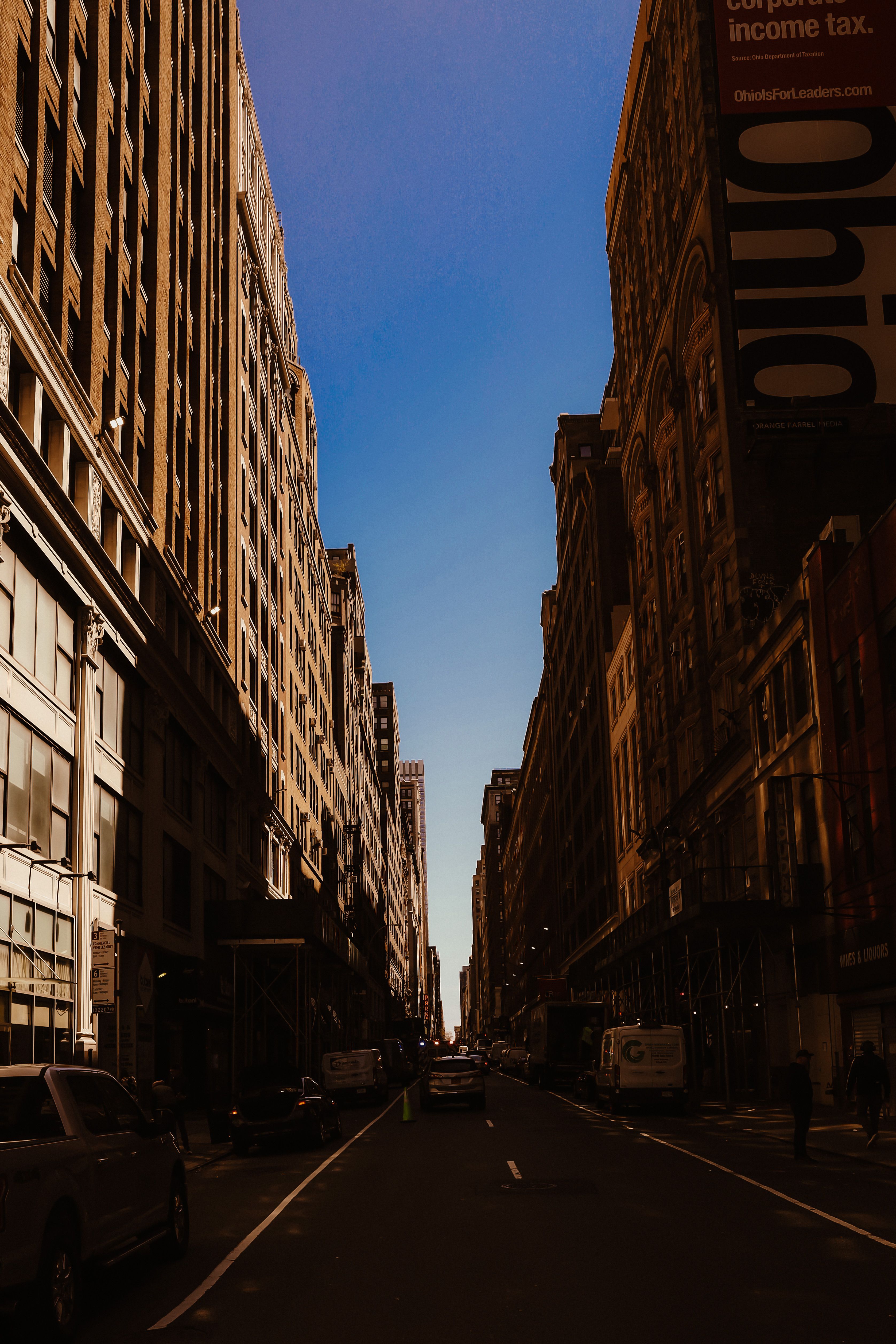 Road In Between Buildings · Free Stock Photo