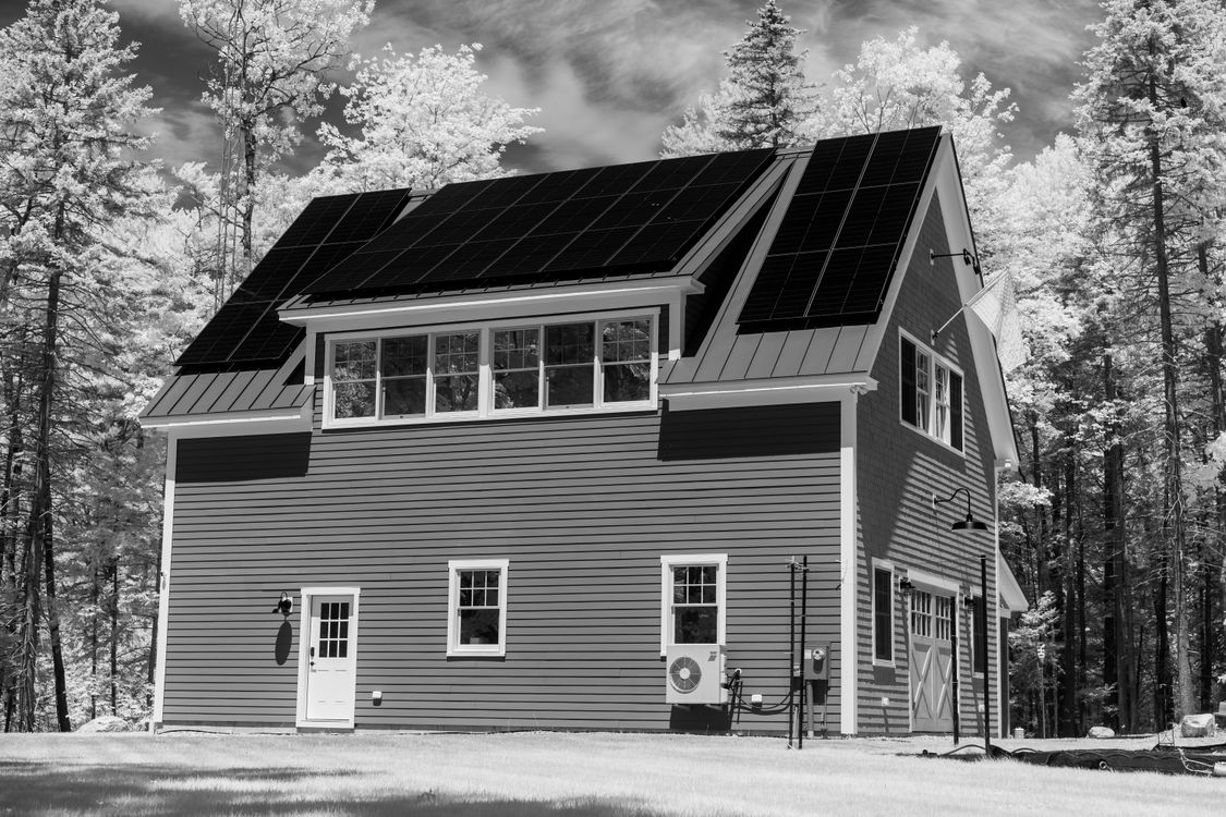 Solar Panels on House · Free Stock Photo