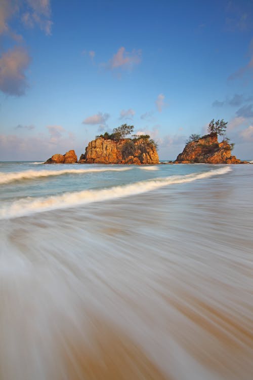 Δωρεάν στοκ φωτογραφιών με άμμος, βράχια, θάλασσα Φωτογραφία από στοκ φωτογραφιών