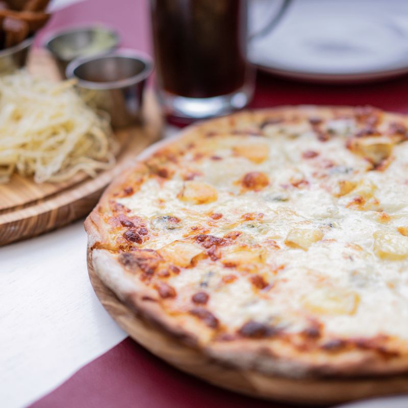 Cheese Pizza with Thin Crispy Crust