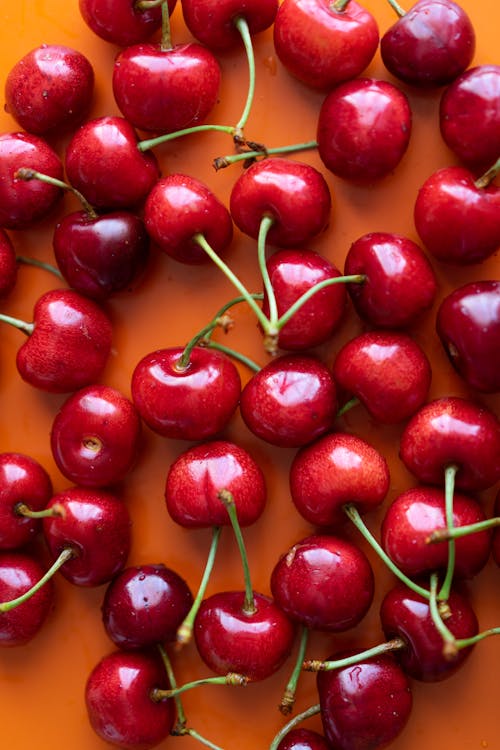 Shiny, Sweet Cherries