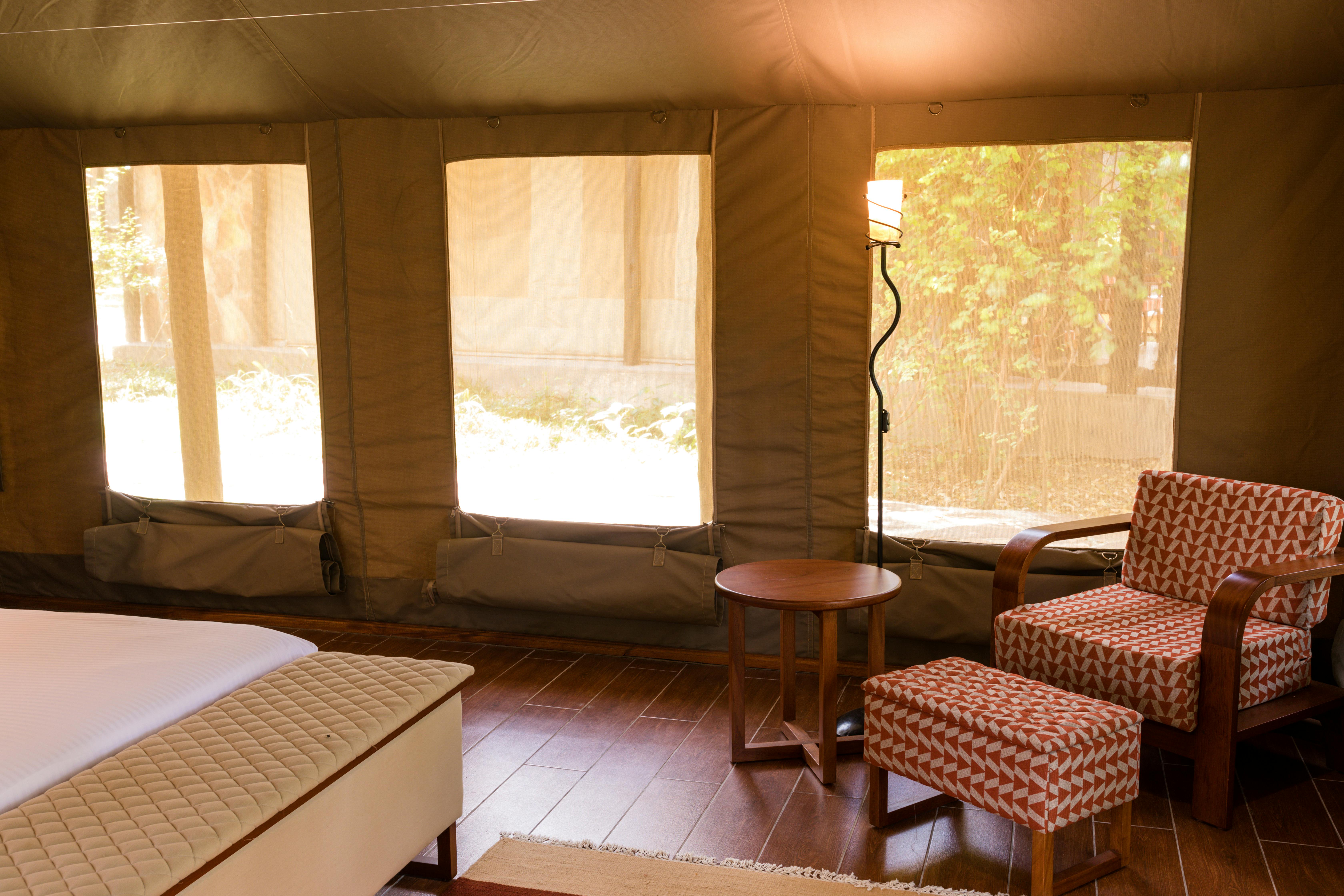 wood furniture Leander