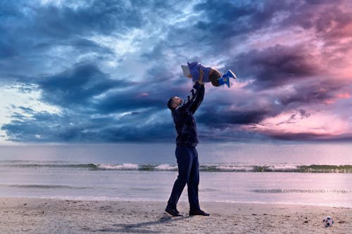 Fotos de stock gratuitas de cielo azul, mar, niños