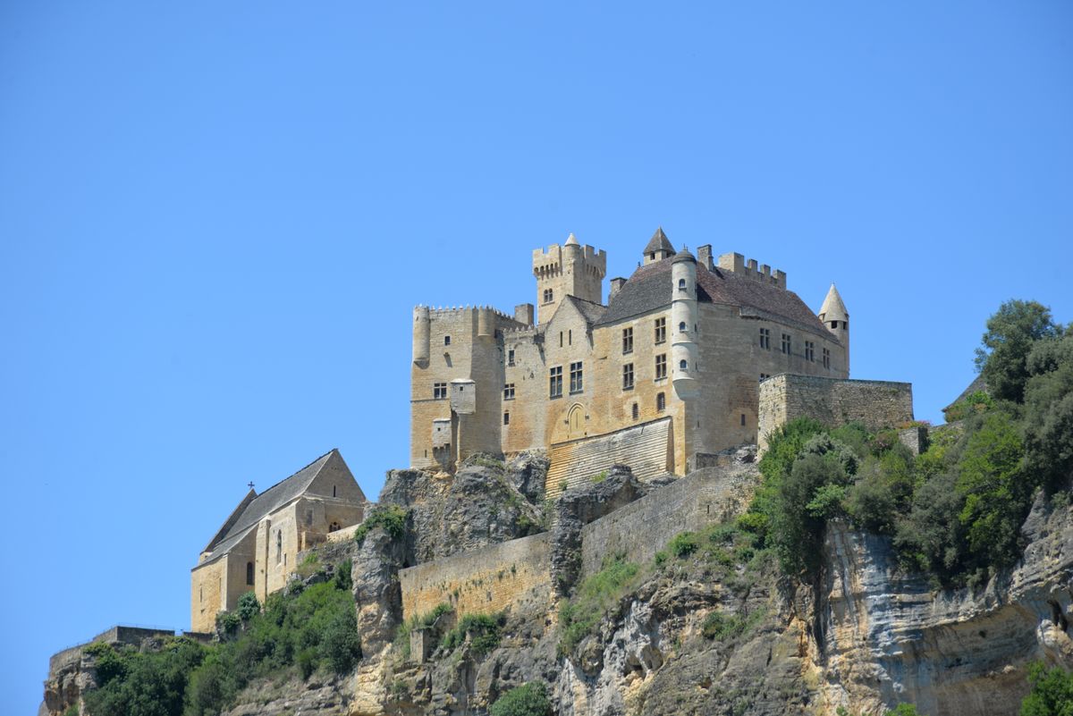 The medieval fortress of Beynac on its limestone cliff