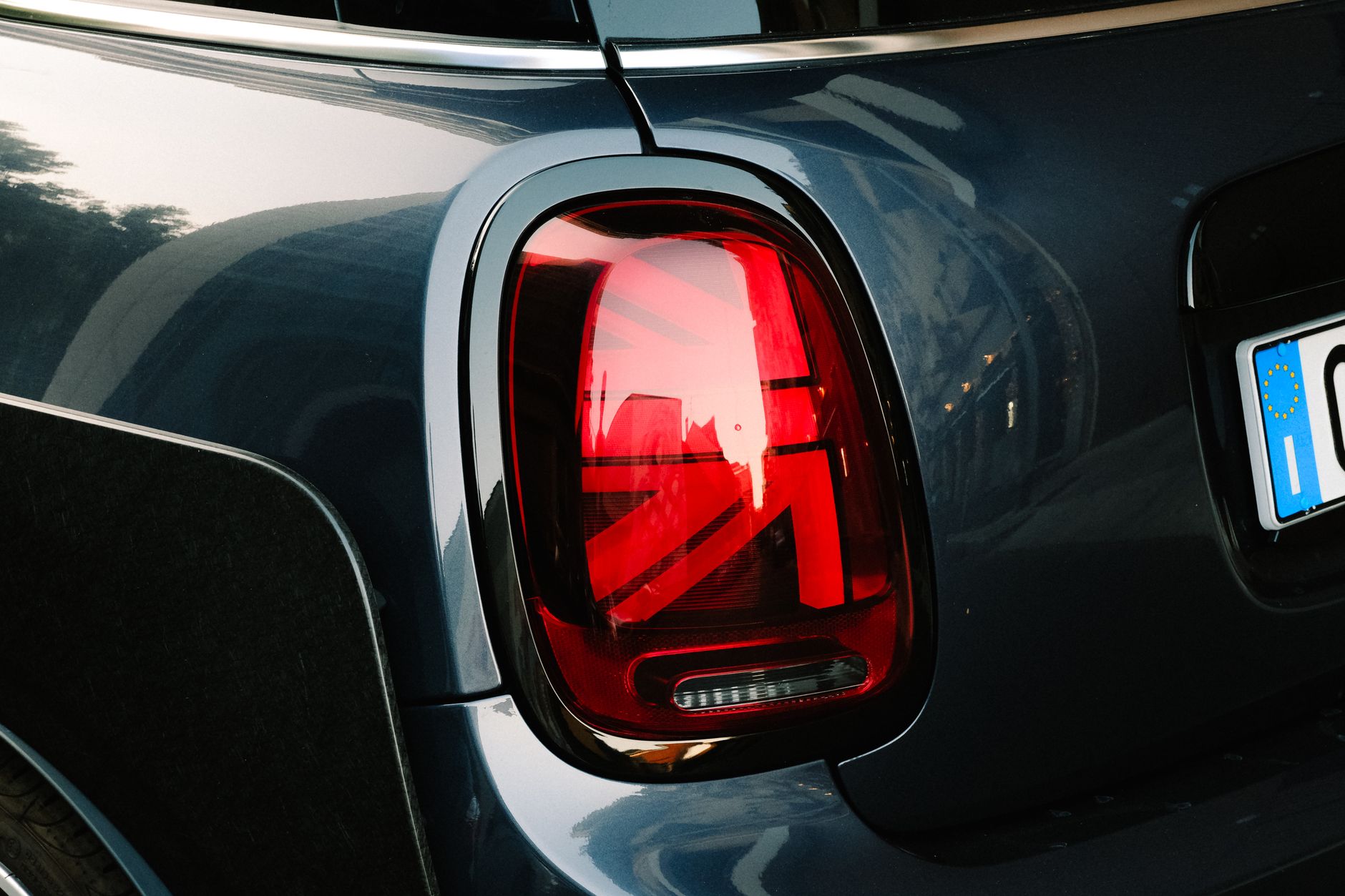 UK Poised to Water Down 2030 EV Sales Targets after Industry and Union Pressure