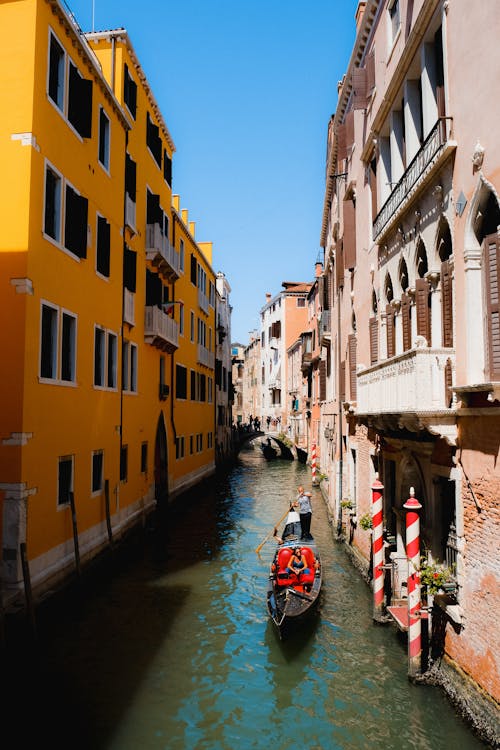 Fotobanka s bezplatnými fotkami na tému architektúra, balkóny, Benátky