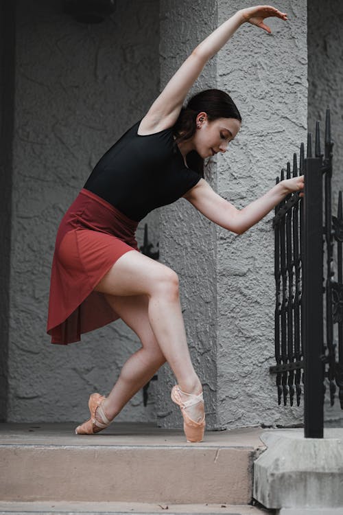 垂直拍攝, 女人, 當代舞者 的 免費圖庫相片