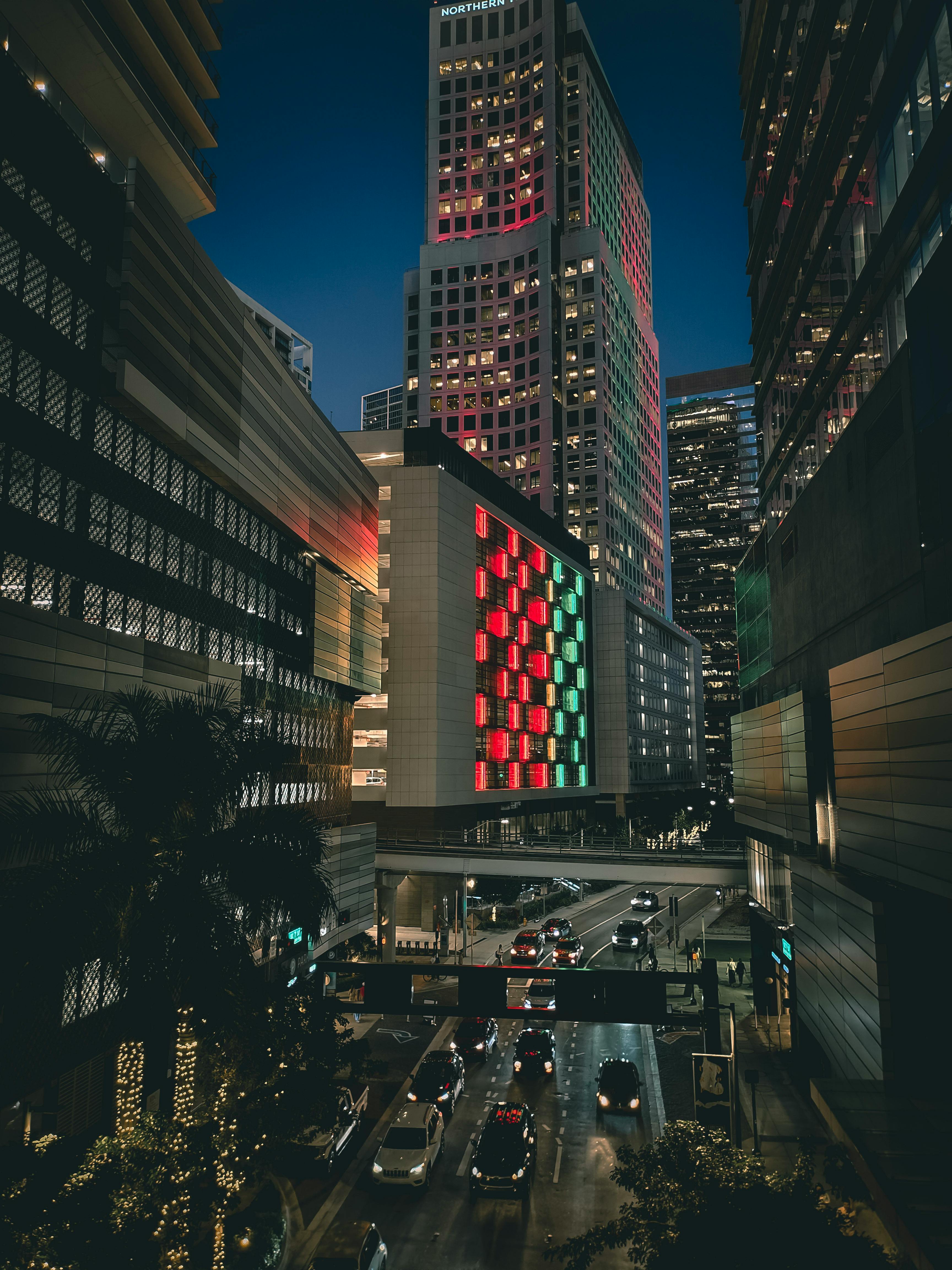 Photo by Julian CabreraS