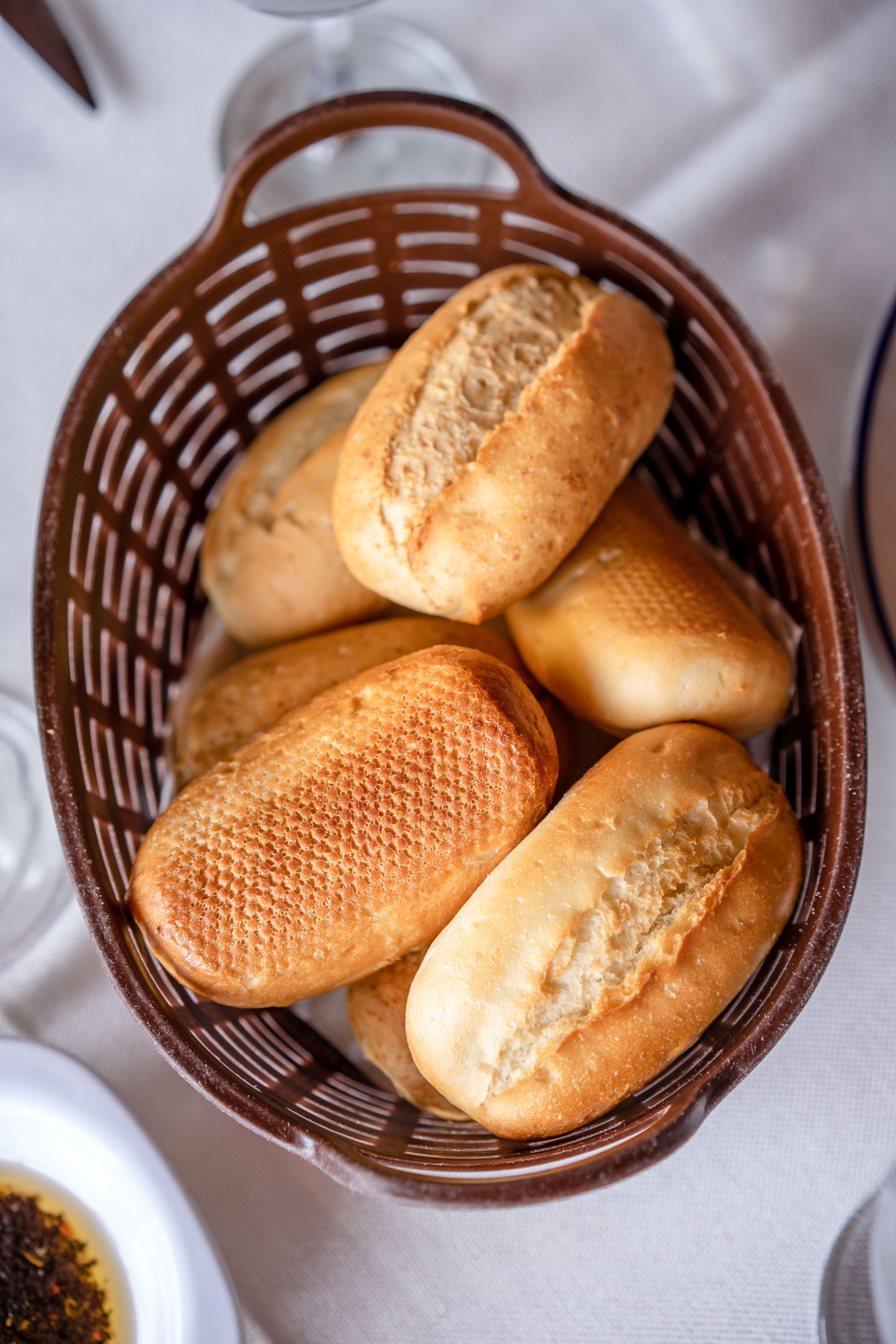 L’Oven Fresh Hawaiian Sweet Rolls