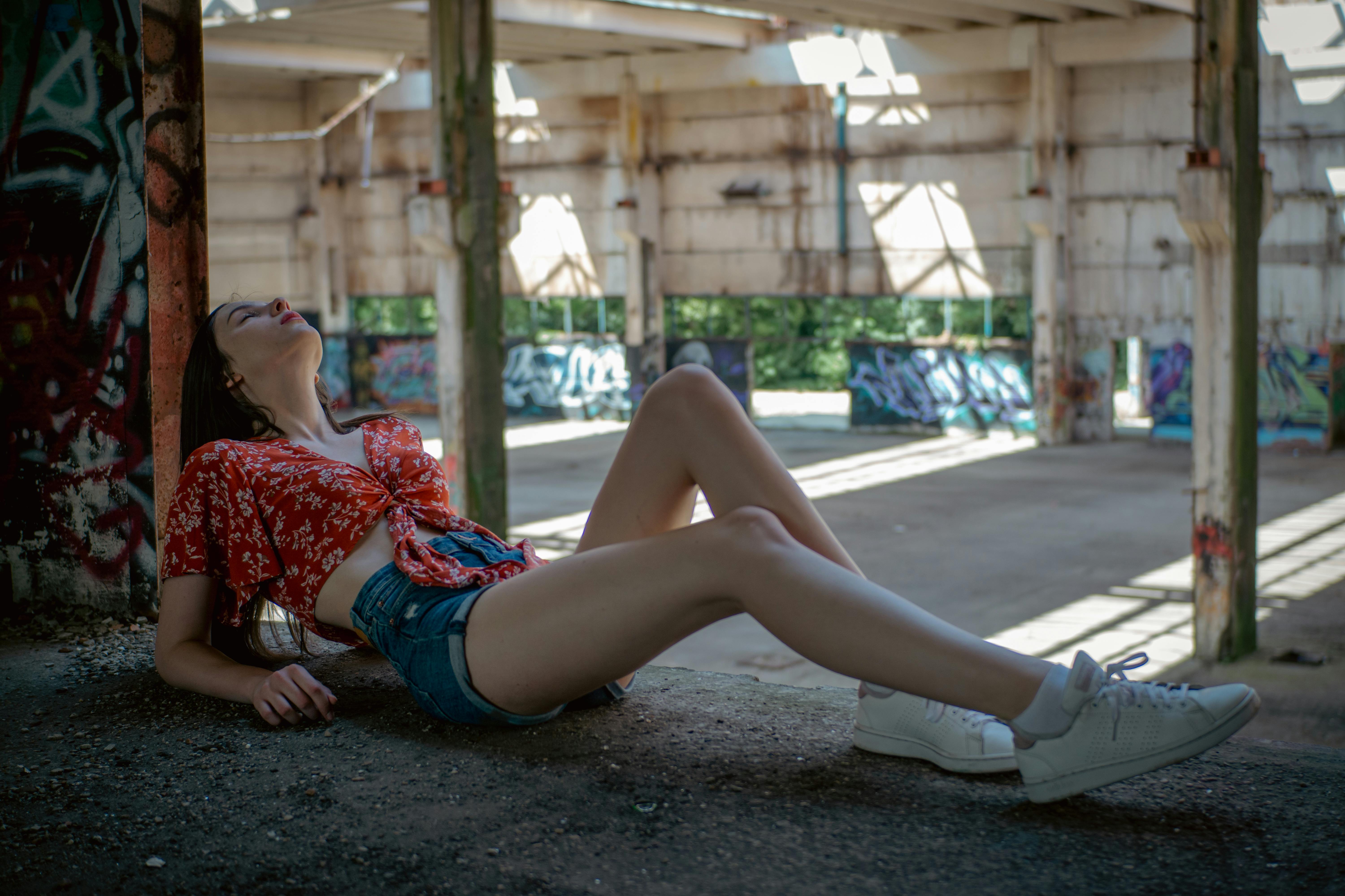 Who should wear amber?