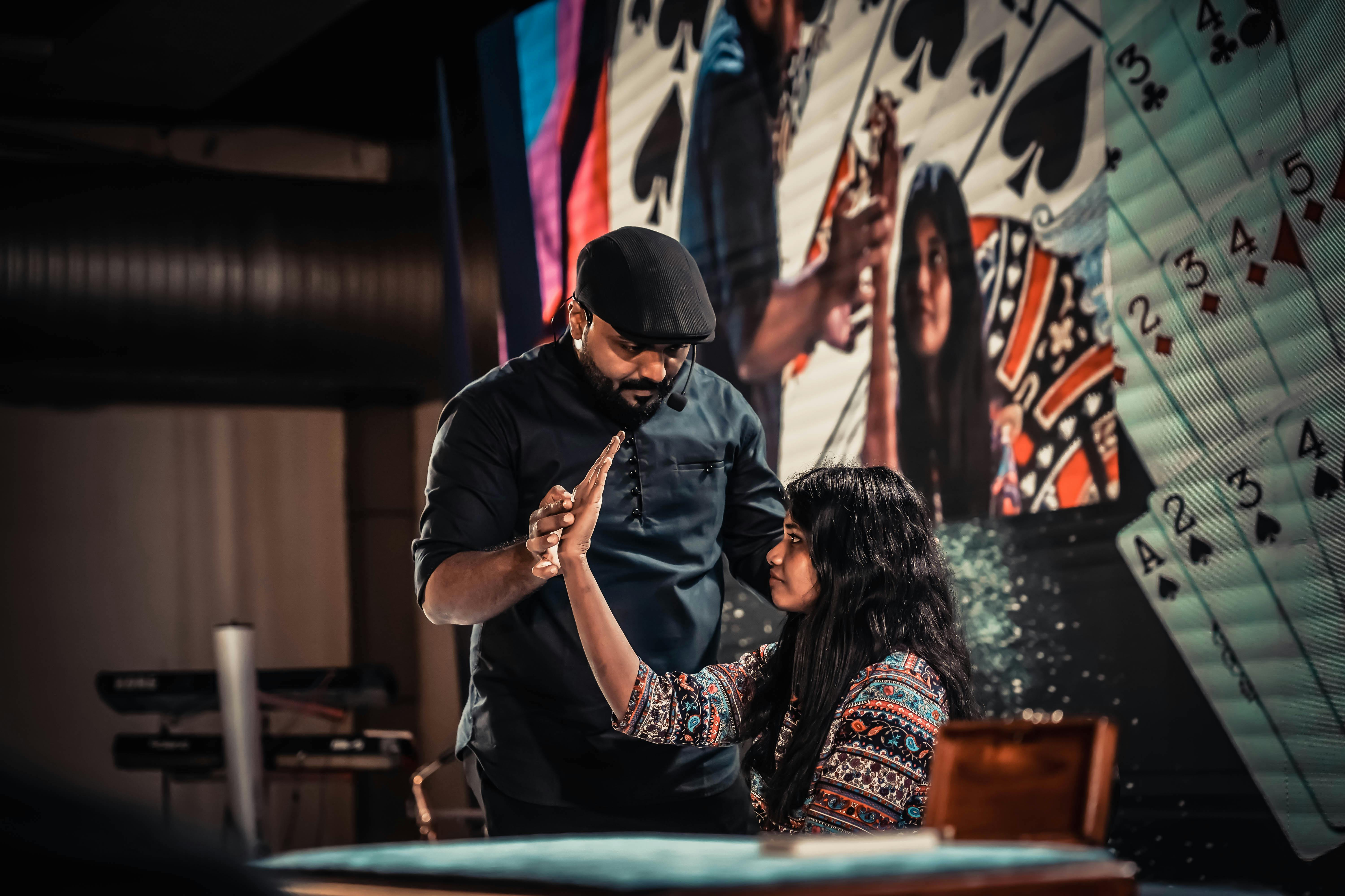 Dominando el Escenario: La Magia Duradera de Chitãozinho & Xororó en Vivo