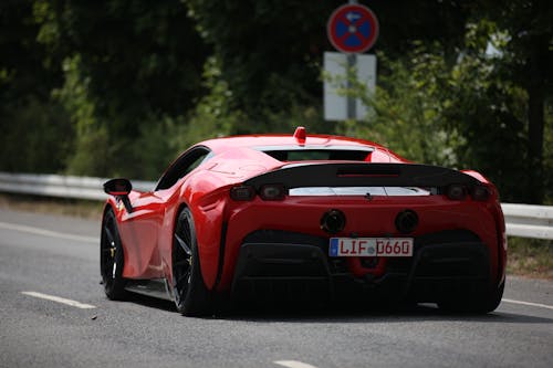 Kostnadsfria Kostnadsfri bild av Ferrari, fordon, landtransport Stock foto