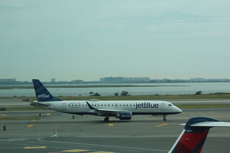 Jet Blue Airline Passenger Plane Taxi On The Tarmac Of An Airport