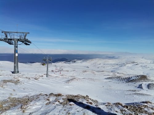 Gratis lagerfoto af bakke, bjergside, droneoptagelse