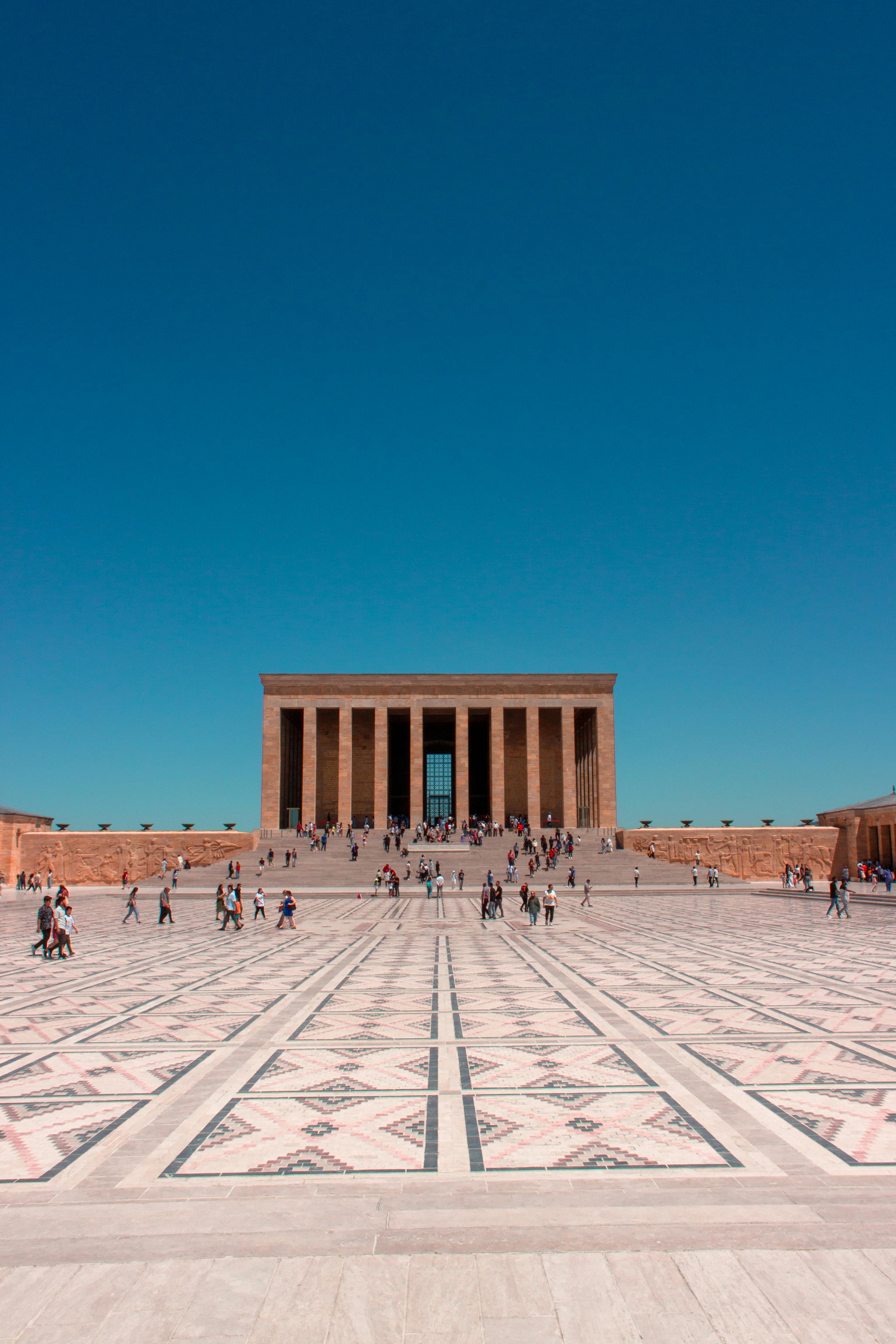 Siapa yang Cocok Menggunakan StormGain?