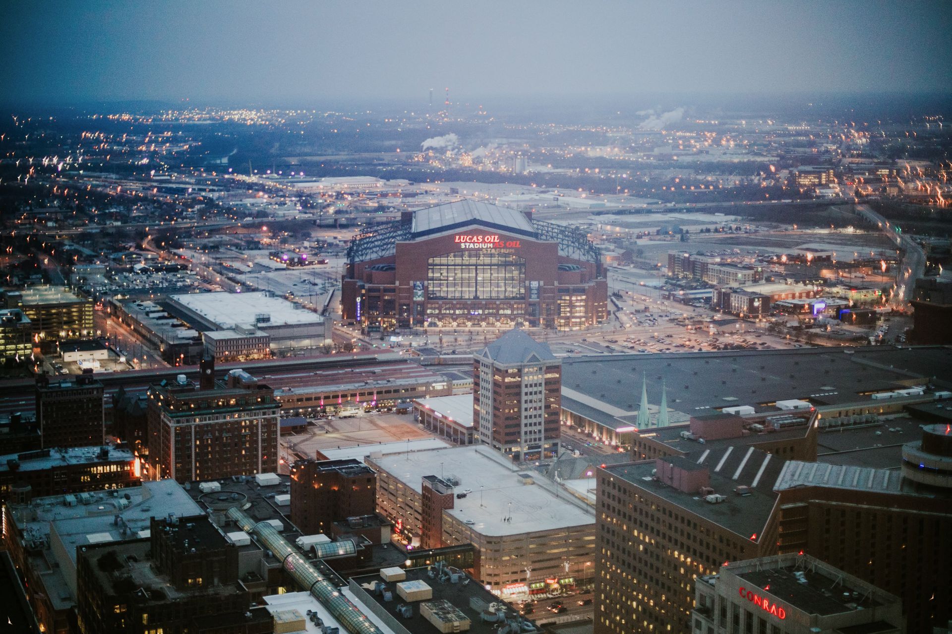 Hotels within walking distance of American Airlines Center, Dallas